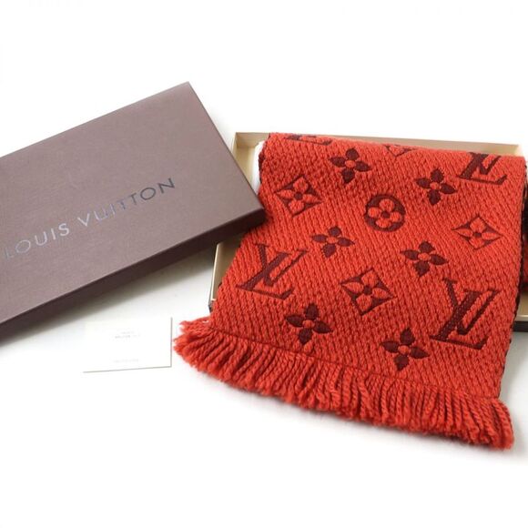 Louis Vuitton Logomania Monogram Scarf - Picture 2 of 3